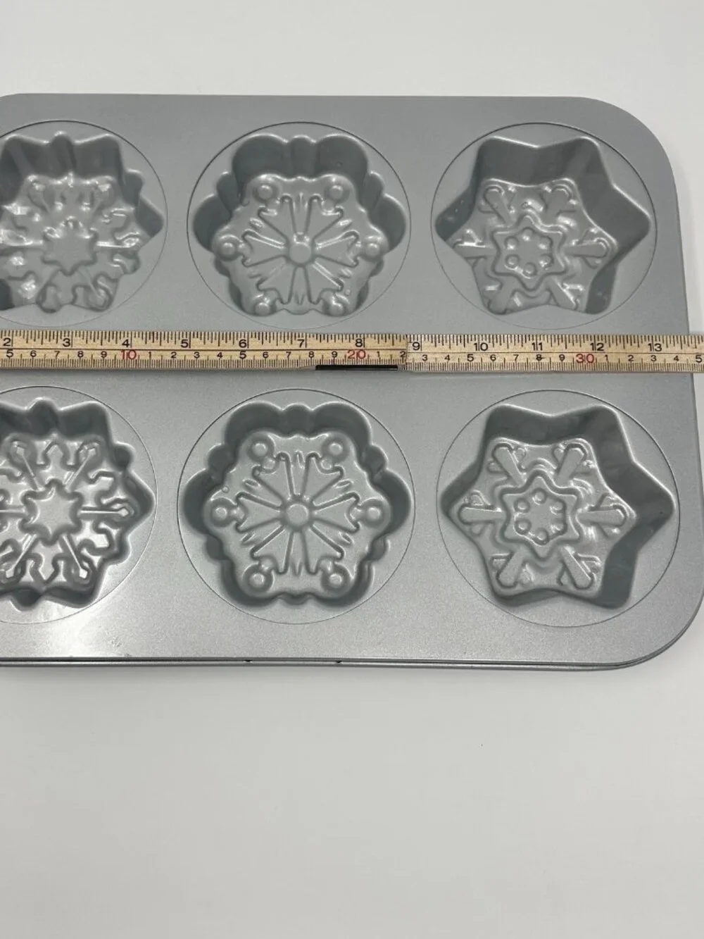 GUC Disney Frozen II Nordic Ware Snowflake Mini Cake Pan, Anna Elsa Party